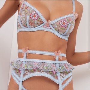 3 Piece Garden Embroidery Set Victoria Secret For Love and Lemons FLL